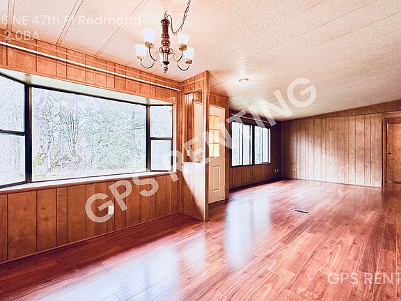 4th image of 25706 NE 47th Pl