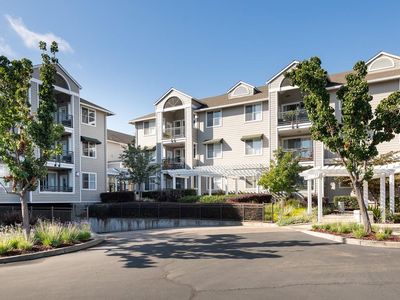1982 W Bayshore Rd APT 335, East Palo Alto, CA, 94303