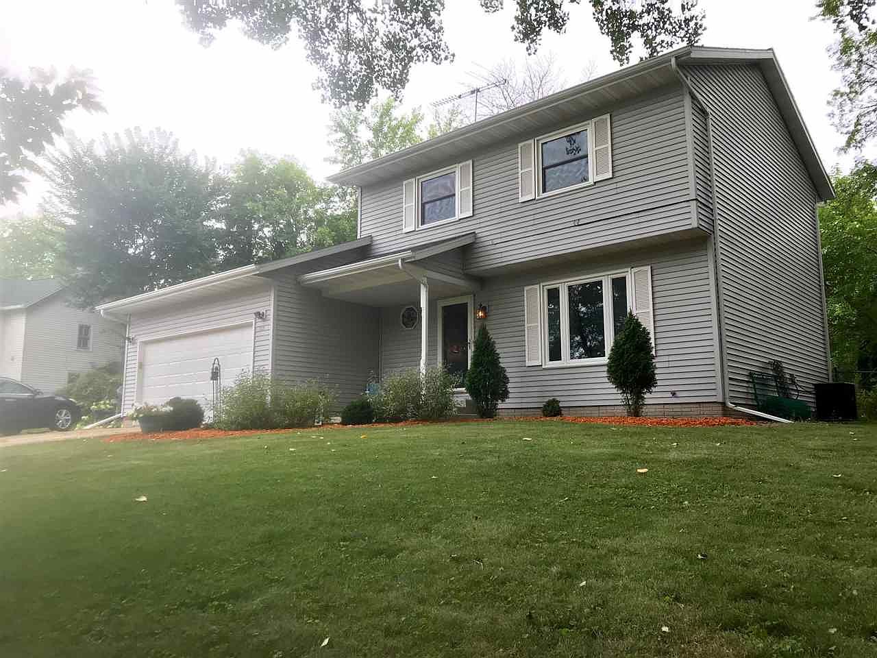 722 Birchwood Dr, Beaver Dam, WI 53916 Zillow