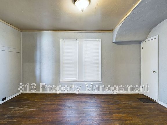 5th image of 426 Wabash Ave #A