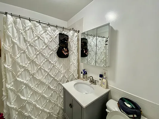 Rented by Corcoran | media 6