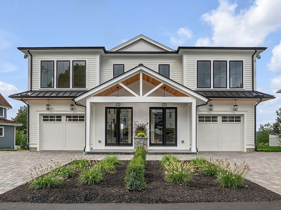 1st image of 20 Crescent Rd #20