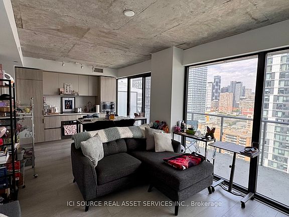 2nd image of 47 Mutual St #2605