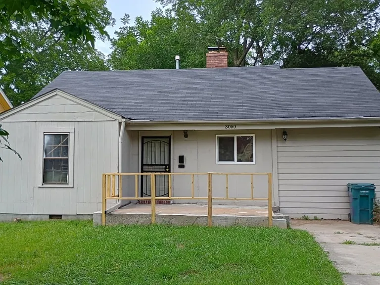 3050 Chisca Ave — Photo 1