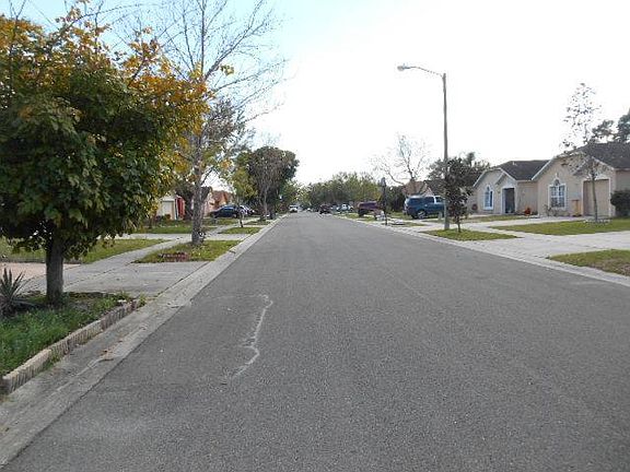 5th image of 1052 Vista Palma Way