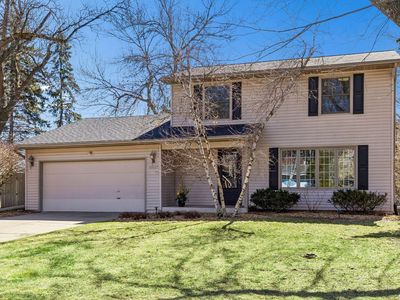 10027 Chowen Ave S, Bloomington, MN, 55431