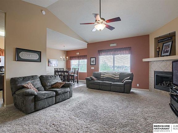 4th image of 6321 S 191st Ter