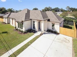 3012 Mumphrey Rd, Chalmette, LA 70043