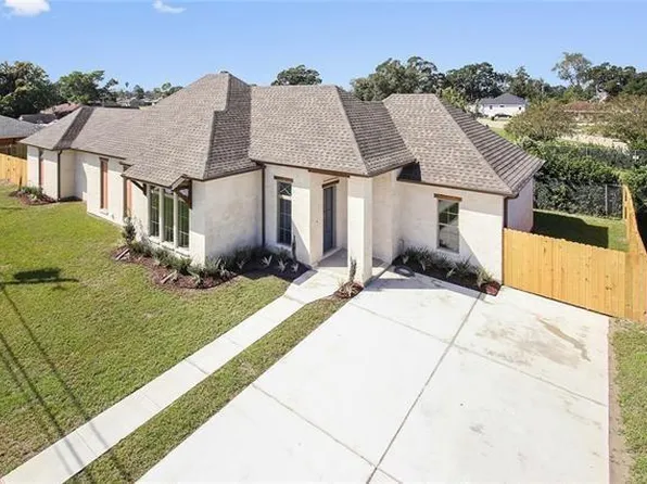 3012 Mumphrey Rd, Chalmette, LA 70043