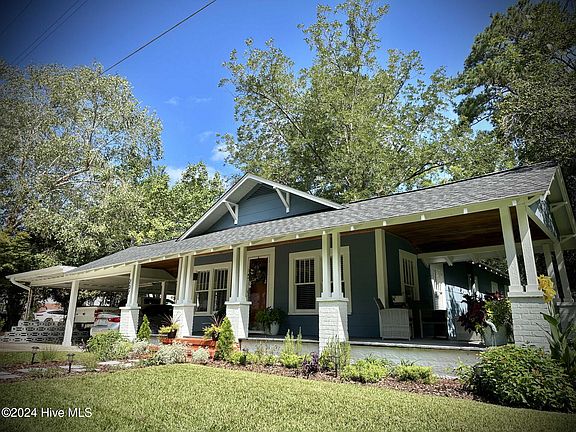 2nd image of 207 E Bell Street