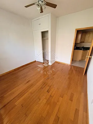 Rented by Red Sparrow Realty Group | media 11