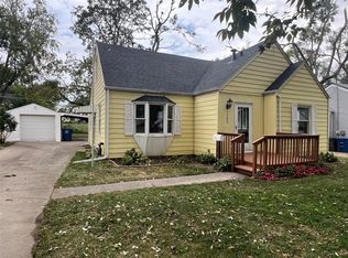 1703 59th St, Des Moines, IA 50322