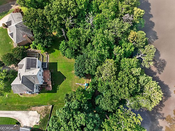 4th image of 3316 Harvester Woods Rd