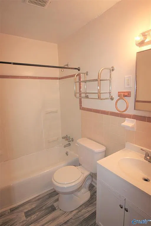 4100 Broyles Ave SW — Photo 2