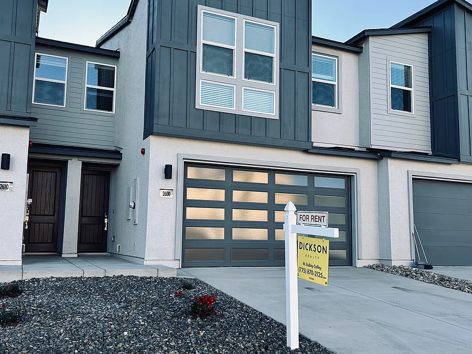 2600 Deweese Loop