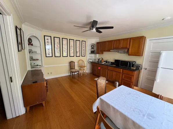 (undisclosed Address), Piedmont, CA 94611