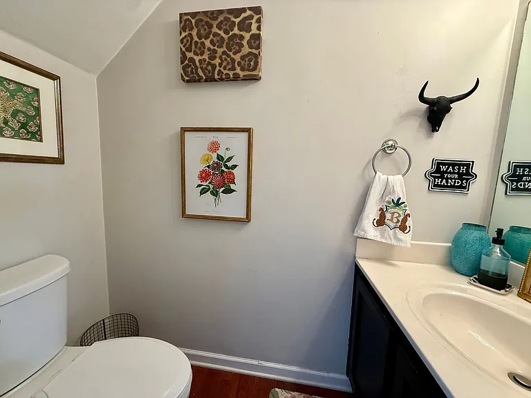 101 Emerald Ct — Photo 8