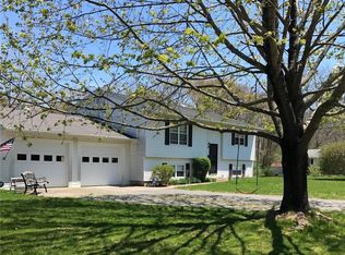 91 Whittle St, Groton, CT 06355