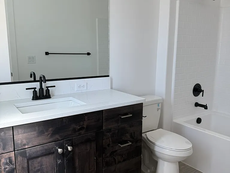6890 Chapelle Ave — Photo 11
