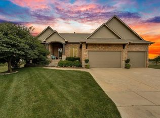 2200 Chestnut Ct, Augusta, KS 67010