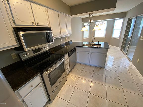 3rd image of 7539 Kelsey Dr