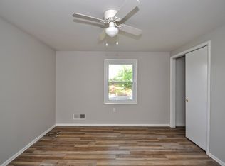 2690 Locust Dr, Pittsburgh, PA