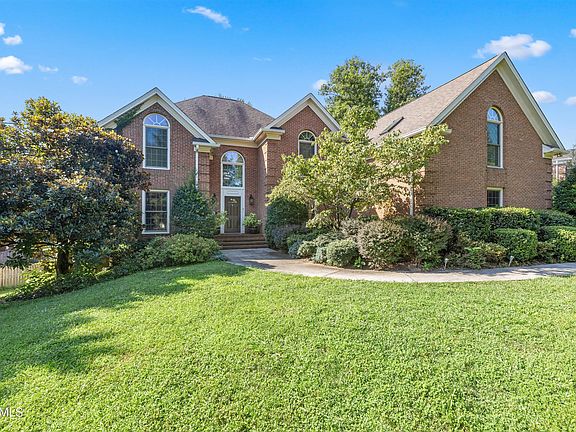 3rd image of 12200 Brighton Ct