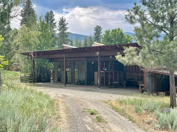 130 Twisp Winthrop Eastside Rd Road, Twisp, WA 98856