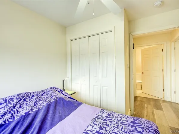 135-46 Grand Central Parkway South Sr image 16 of 17