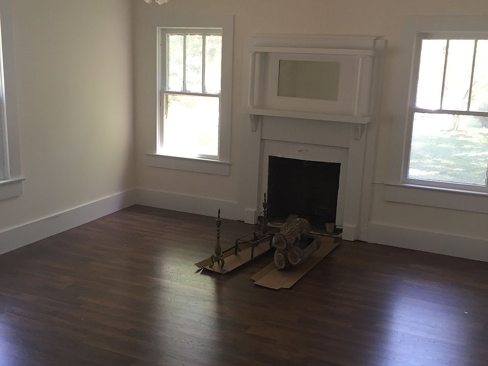 2nd image of 671 Heflin Ave