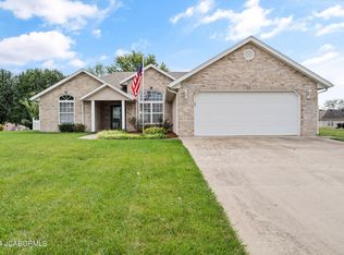 239 Northrup Ave, Holts Summit, MO 65043