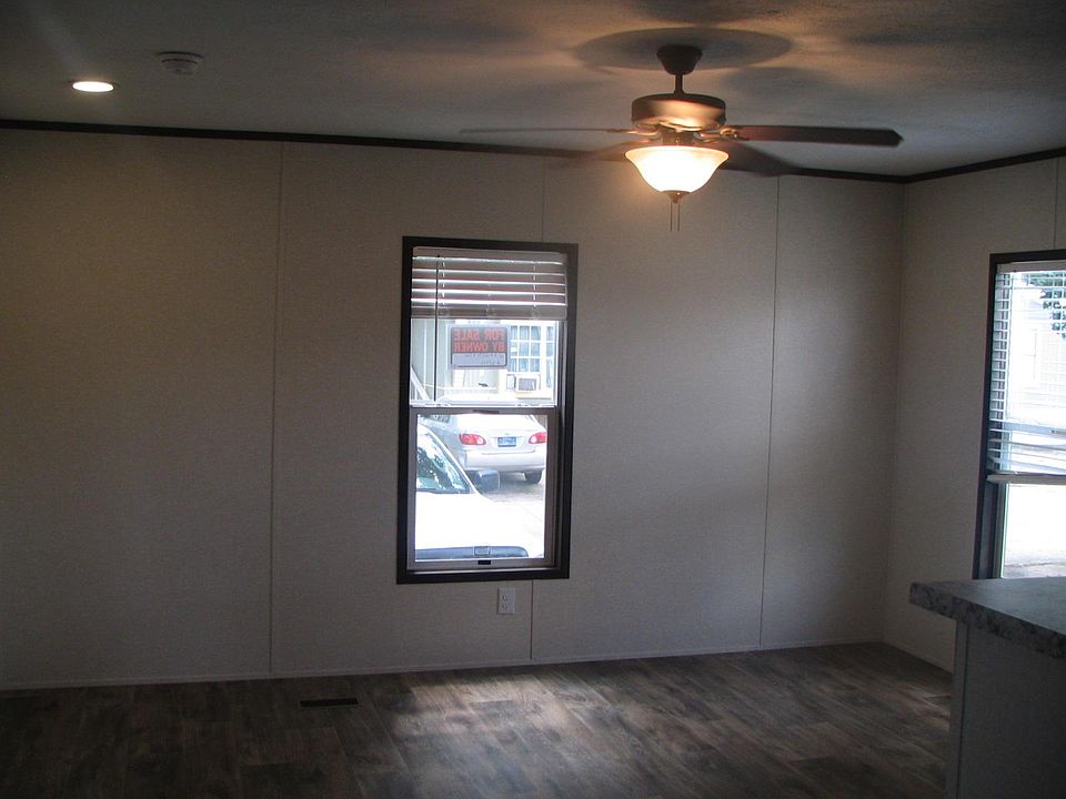 2nd image of 655 S 23rd St Trlr 44