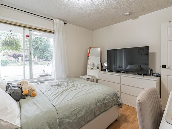 5th image of 7063 129a St