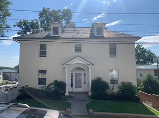 123 N Madison St, Staunton, VA 24401