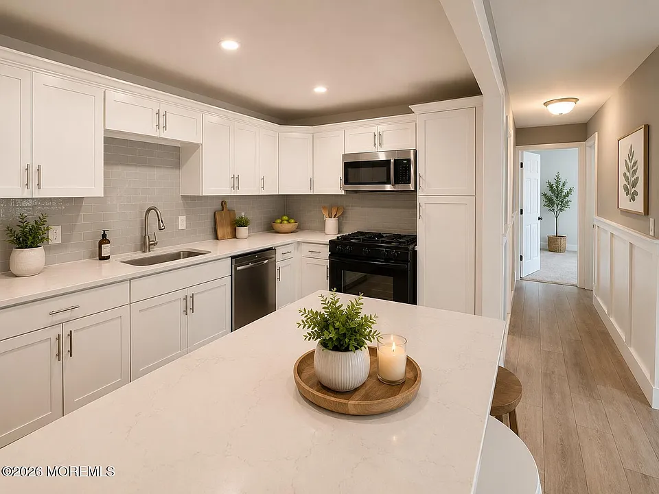 156 Sussex Pl #1523