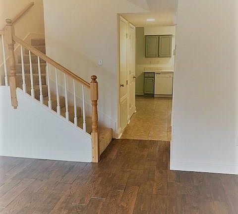 Large living area cable ready