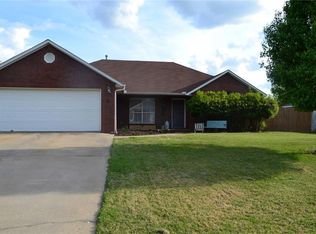 81 W Northaven St, Farmington, AR 72730