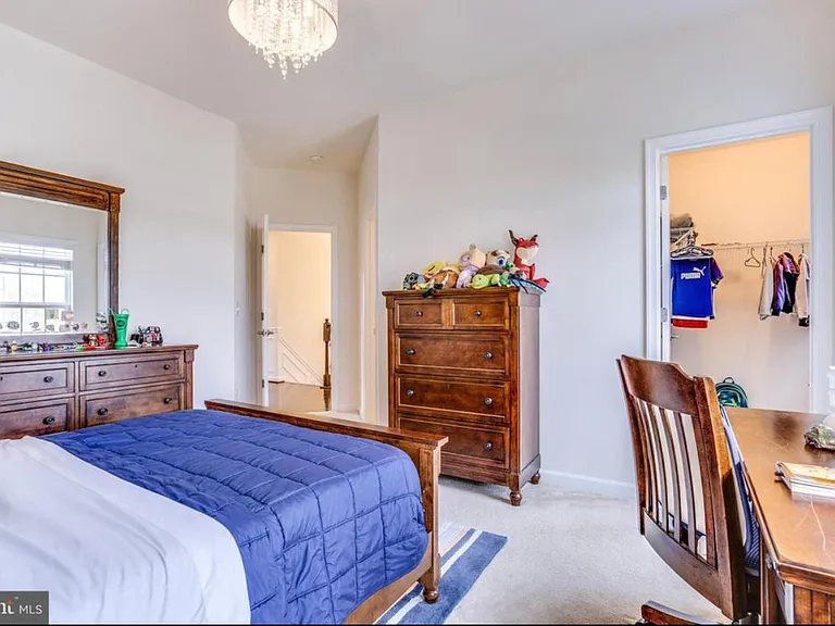 41613 Chalk Ln — Photo 68
