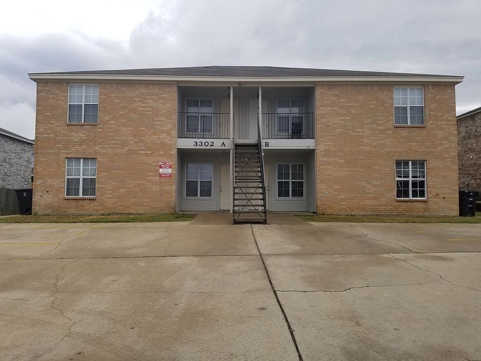 1st image of 3302 Barcelona Dr APT C