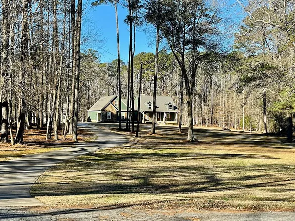 61 Woodland Dr, Zebulon, GA 30295