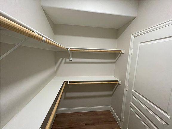 4th image of 330 Las Colinas Blvd #168