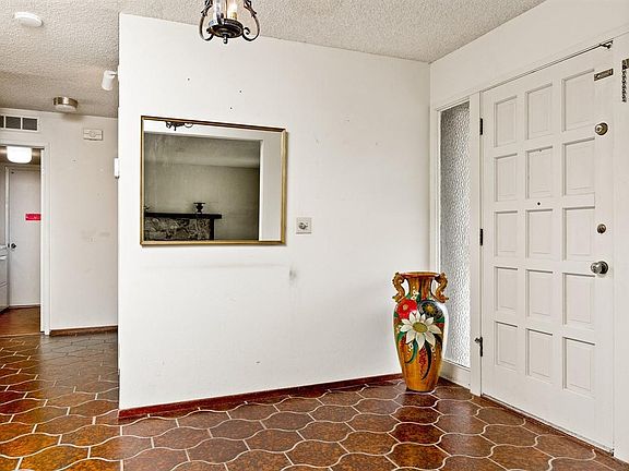 4th image of 12401 Arroyo De Arguello