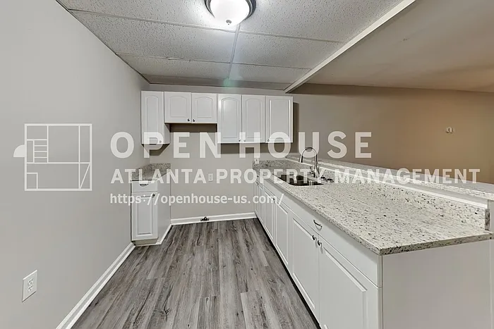 603 Brolley Ct — Photo 5