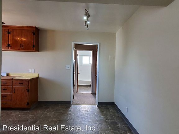 4th image of 2135 Marlboro Ct #6