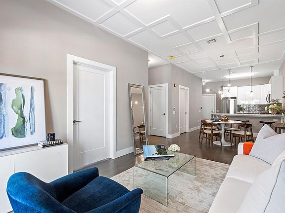 3rd image of 313 Pine St APT 308
