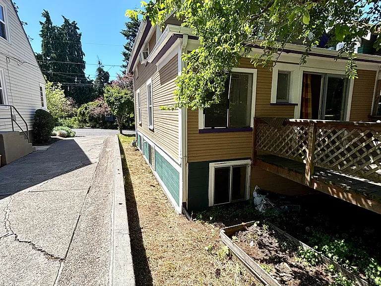 5324 NE 19th Ave — Photo 6