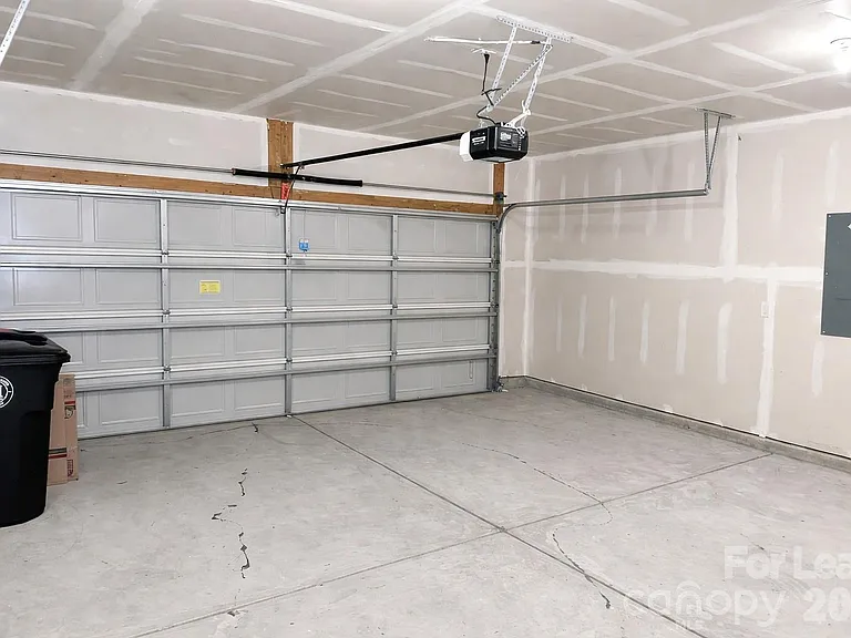 116 Windstone Common Ln — Photo 18