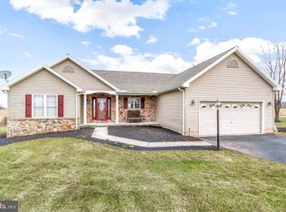 14163 Ridge Rd, Stewartstown, PA 17363