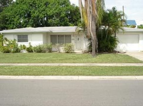 1st image of 6528 Colonial Dr