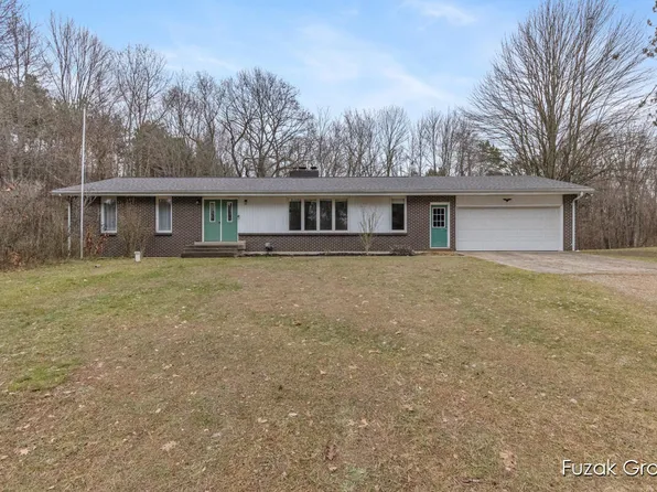 4119 21st St, Dorr, MI 49323